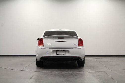 2016 Chrysler 300C Base