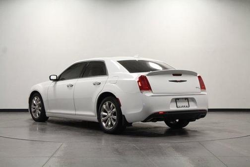 2016 Chrysler 300C Base