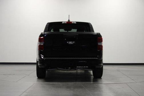Shadow Black 2026 Ford Maverick Lobo Standard
