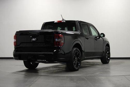 Shadow Black 2026 Ford Maverick Lobo Standard