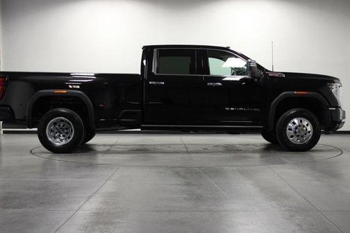 2024 GMC Sierra 3500 Denali