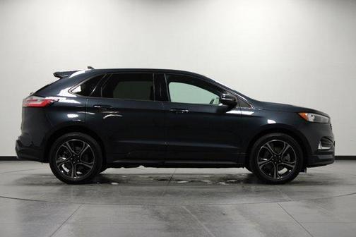 2022 Ford Edge ST