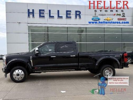 Agate Black Metallic 2025 Ford F-450 Platinum