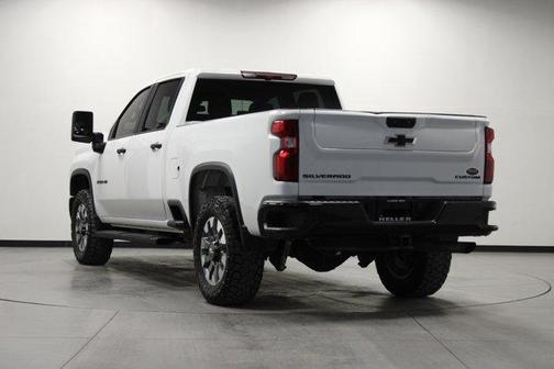 2024 Chevrolet Silverado 2500 Custom