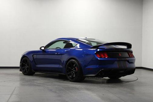 2017 Ford Shelby GT350 Base