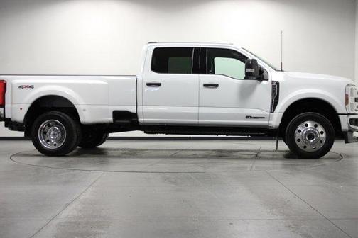 Oxford White 2026 Ford F-450 XLT