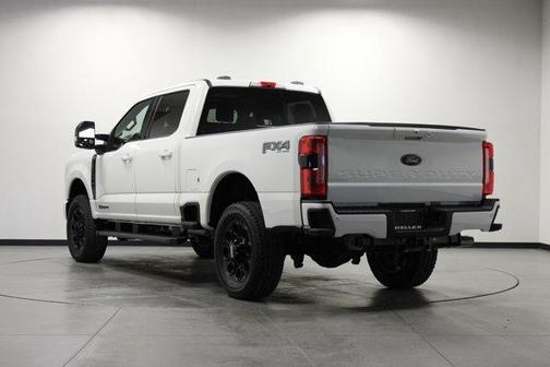 Star White 2026 Ford F-350 Lariat Super Duty