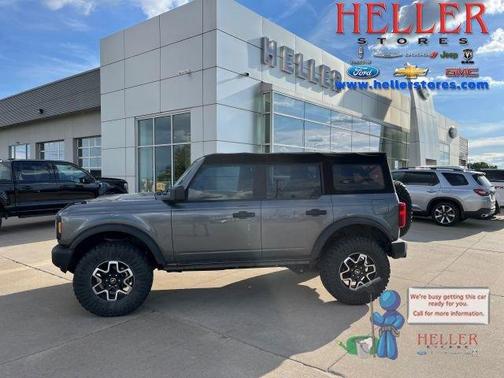 2023 Ford Bronco 