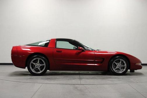 2004 Chevrolet Corvette Base