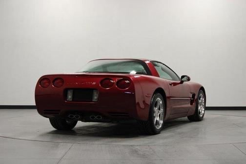 2004 Chevrolet Corvette Base