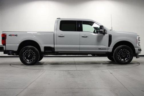 2025 Ford F-250 Platinum