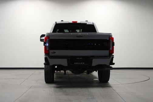 2025 Ford F-250 Platinum