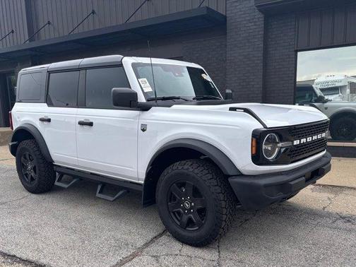 Oxford White 2025 Ford Bronco Big Bend