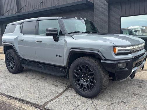 Meteorite Metallic 2026 GMC HUMMER EV SUV 2X