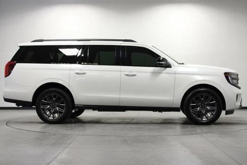 Star White 2025 Ford Expedition Max Platinum