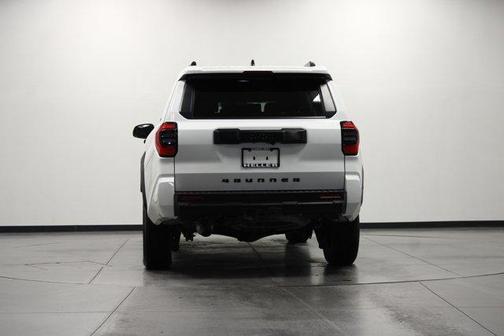 Ice 2025 Toyota 4Runner SR5