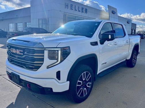 2023 GMC Sierra 1500 AT4
