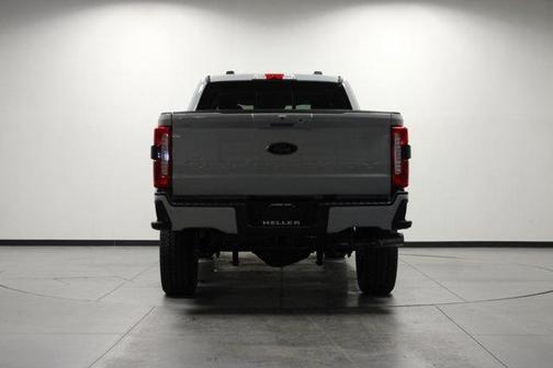 Avalanche 2026 Ford F-350 Lariat Super Duty