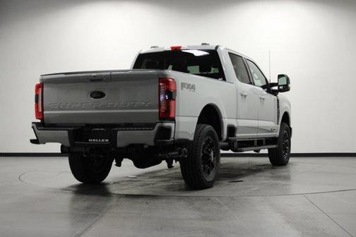 Avalanche 2026 Ford F-350 Lariat Super Duty