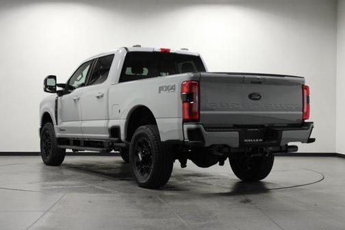 Avalanche 2026 Ford F-350 Lariat Super Duty