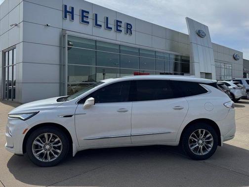 2022 Buick Enclave Avenir
