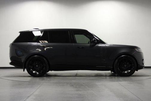 Carpathian Grey 2025 Land Rover Range Rover P400 SE 7 Seat