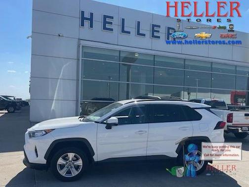 2020 Toyota RAV4 XLE