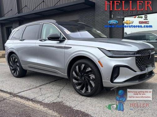 Silver Radiance Metallic 2024 Lincoln Nautilus Black Label