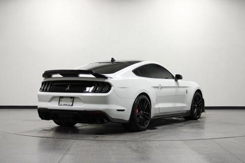 2021 Ford Shelby GT500 Base