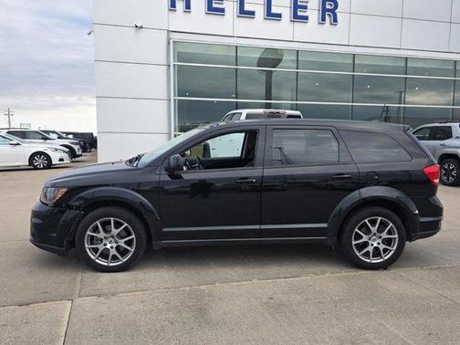 Pitch Black Clearcoat 2019 Dodge Journey GT