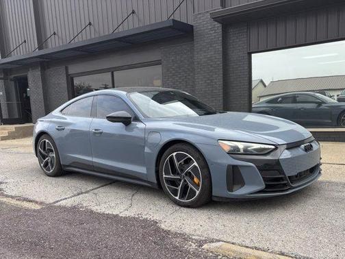 2023 Audi RS e-tron GT Base