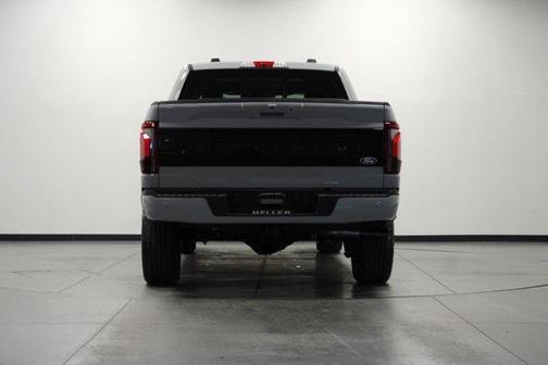 Avalanche 2026 Ford F-150 Platinum