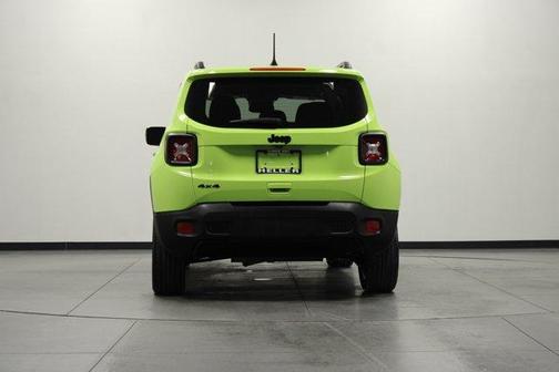 Hypergreen Clearcoat 2018 Jeep Renegade Latitude