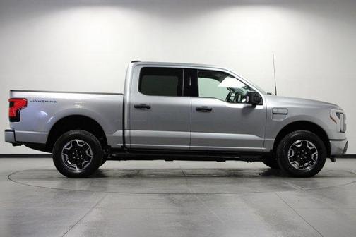 2023 Ford F-150 Lightning XLT