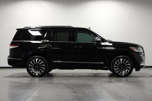 2024 Lincoln Navigator Black Label
