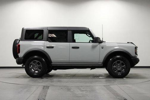 Avalanche Gray 2026 Ford Bronco Big Bend