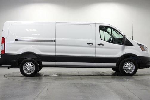 2025 Ford Transit-150