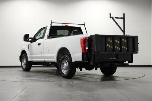 Oxford White 2018 Ford F-350 XL