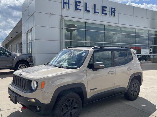 2017 Jeep Renegade Trailhawk