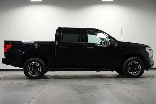 Agate Black Metallic 2023 Ford F-150 Lightning XLT