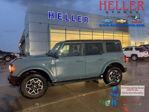 2023 Ford Bronco Outer Banks