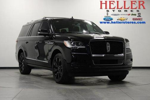 Black Metallic 2024 Lincoln Navigator L Reserve