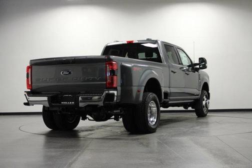 2025 Ford F-350 Lariat Super Duty