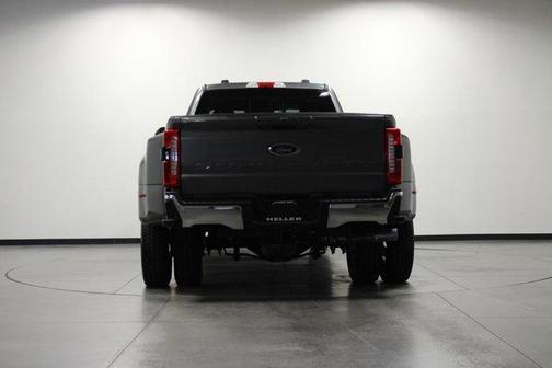 2025 Ford F-350 Lariat Super Duty