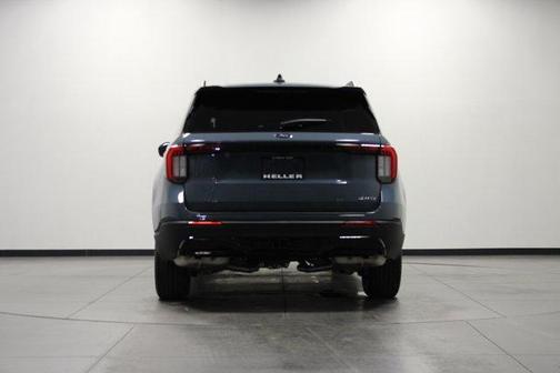 Vapor Blue Metallic 2026 Ford Explorer ST-Line