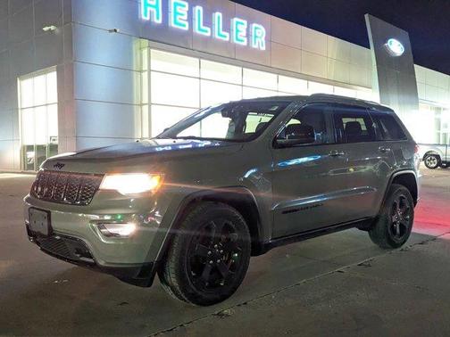 2019 Jeep Grand Cherokee Laredo