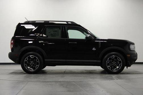 Shadow Black 2026 Ford Bronco Sport Outer Banks