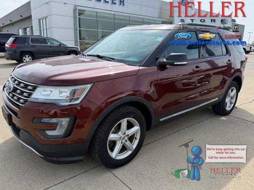 Orange 2016 Ford Explorer XLT