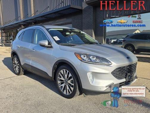 2020 Ford Escape Titanium Hybrid