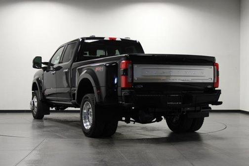 2025 Ford F-450 Platinum